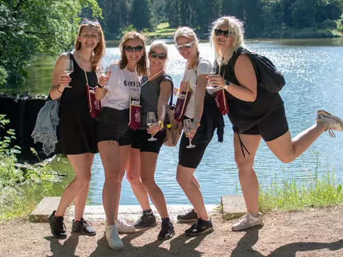 Vinná stezka napříč Průhonickým parkem 2026